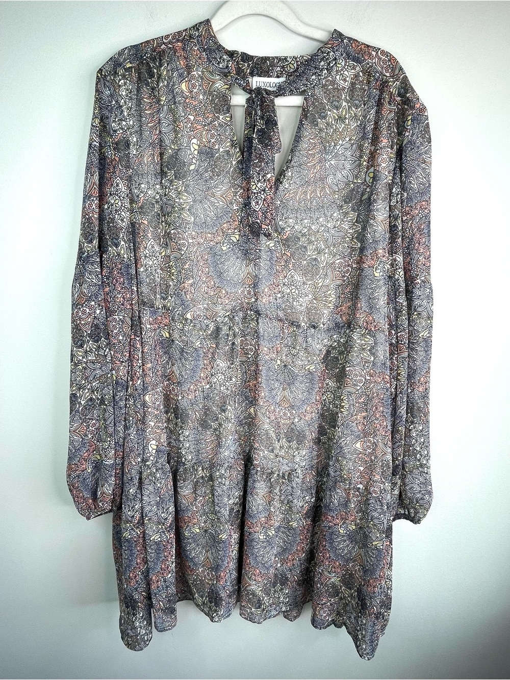LUXOLOGY Paisley Tie-Neck Tiered Tunic Dress in Muted Multi Size XL